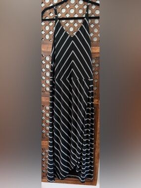 Peyton Jensen Black White Striped Midi Dress Medium Strappy Flowy